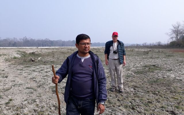 The 90's Sauraha