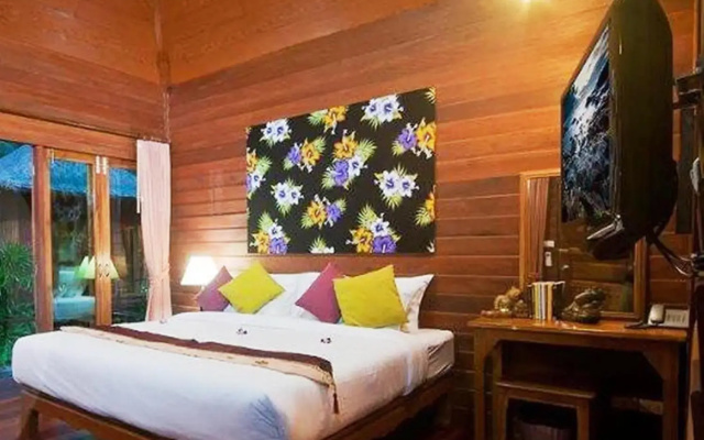 Lipa Bay Resort