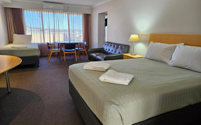 Dog Rock Motel – Guest Rooms – Torbay