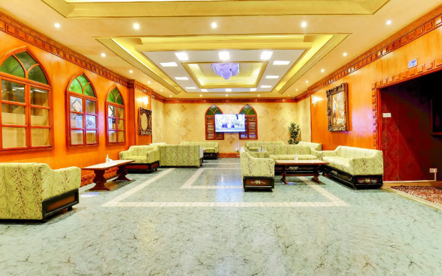 Capital O 125 Moon Plaza Hotel