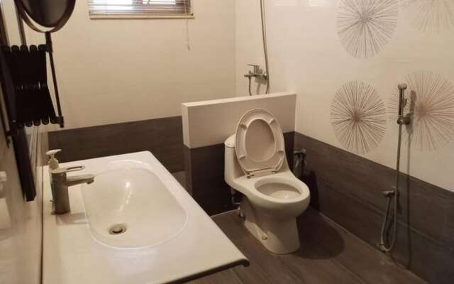 Hotel State Residency