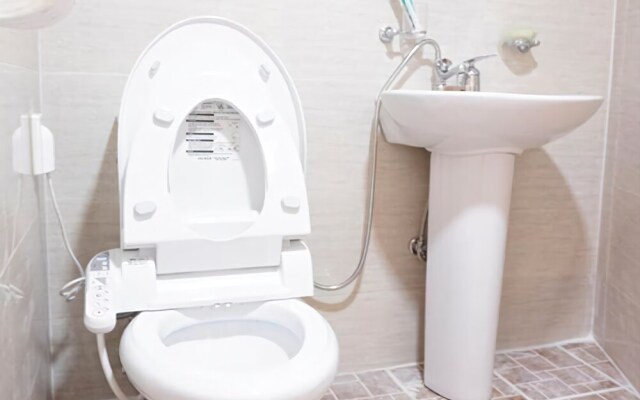 Jeonju Cheonnyunu-i-achim Pension