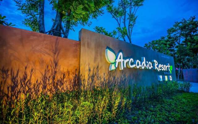 Arcadia Resort