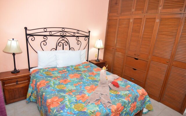 Apartment 1BR w balcony Rinconada Del Sol