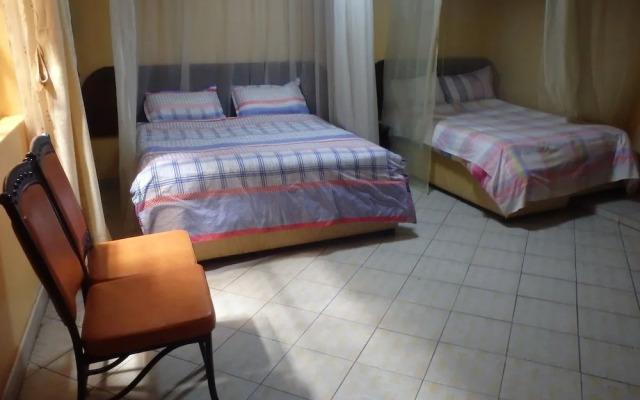 Mau Summit Hotel