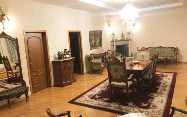 Apartament Balakhvani