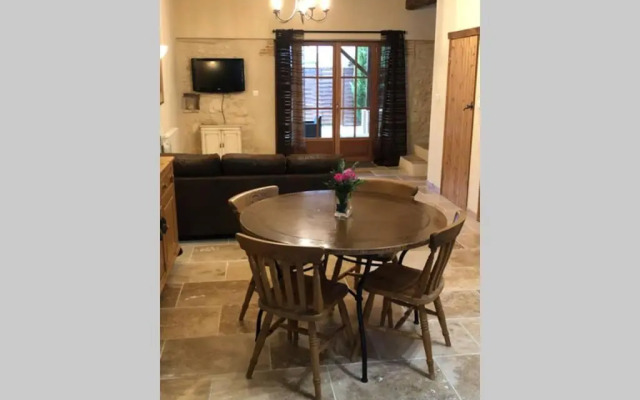 Beautiful Eymet Bastide House And Courtyard Garden