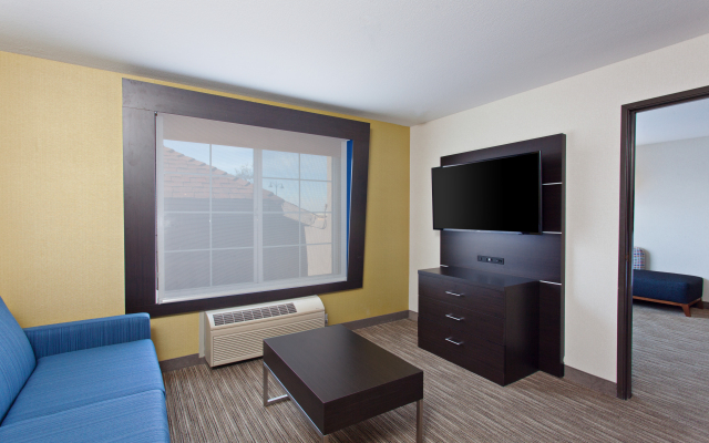 Holiday Inn Express Hotel & Suites Oakland-Airport by IHG