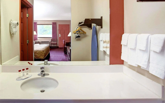 Days Inn by Wyndham Adairsville