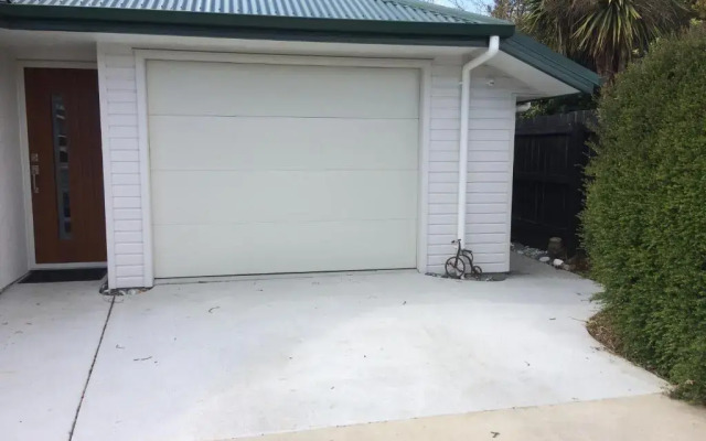 Art Glass Studio (Adults Only)