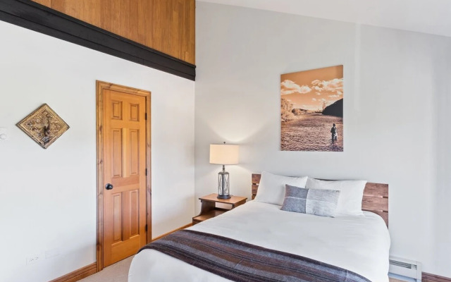 Winterset 7 4 Bedroom Condo