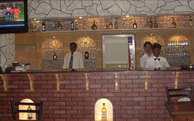 Hotel Manickam Grand