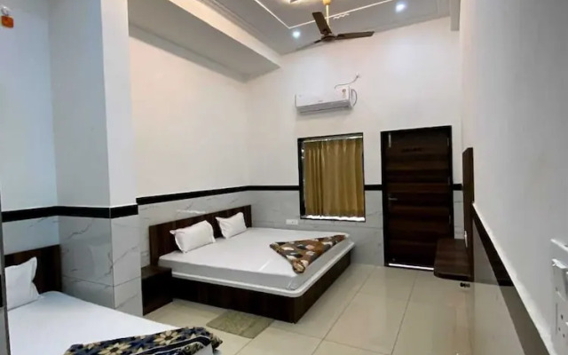 Shree Radhe Radhe Palace