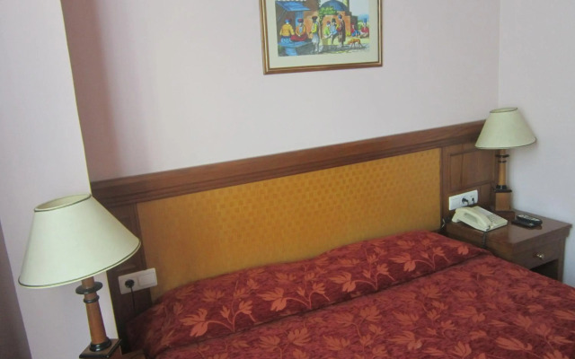 Minerva Premier Hotel