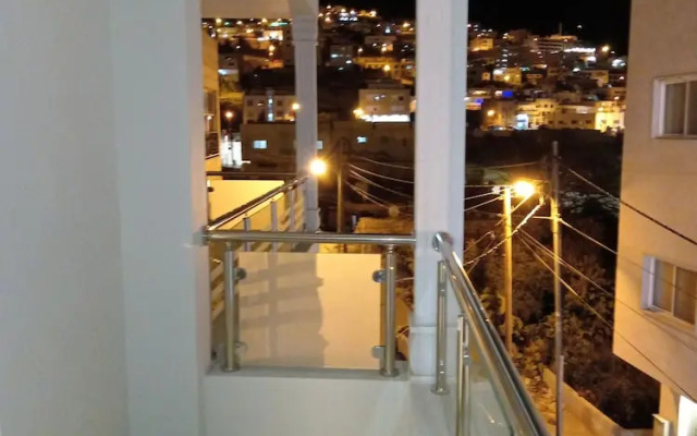 Petra Premium Hotel