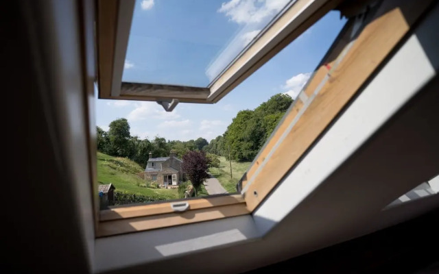 Stunning 2 Bed Cottage in Fordwells