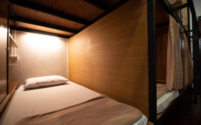 OYO 612 Hansa Hostel