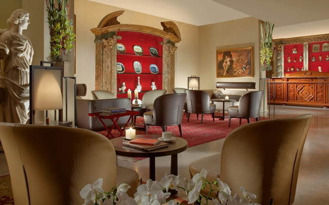 Hotel Raphaël – Relais & Châteaux