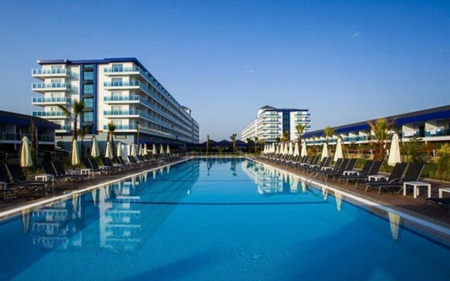 Eftalia Marin Resort Hotel