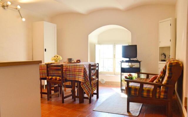 Comfortable Holiday Home in Pistoia With Pool