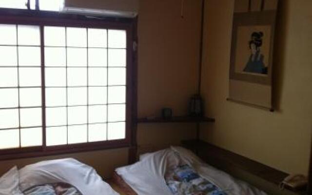 Rakucho Ryokan