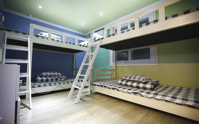 Bluefish Guesthouse - Hostel