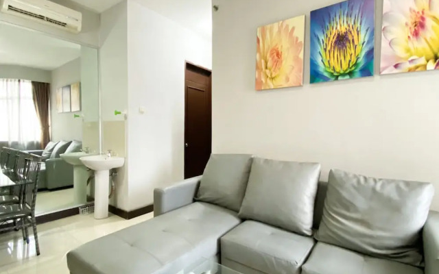 Homey 2Br Apartment Crown Court Executive Condominium