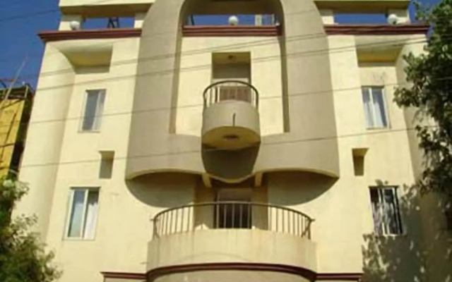 Hotel Sunny Mid-Town