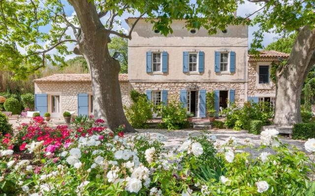 Maison Paradou, 8 pièces, 12 personnes - FR-1-599-10