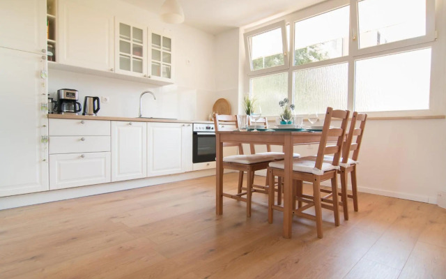 Harbour-Apartment with sea view and parking spot