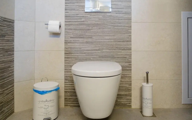 Cozy Home close to old Port Sea Front & Parking