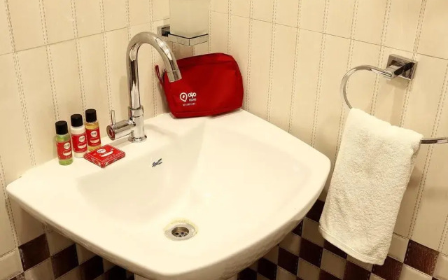 OYO 1628 Babul Hotel