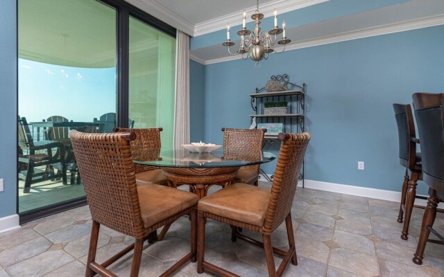 Phoenix Ix 502 2 Bedroom Condo