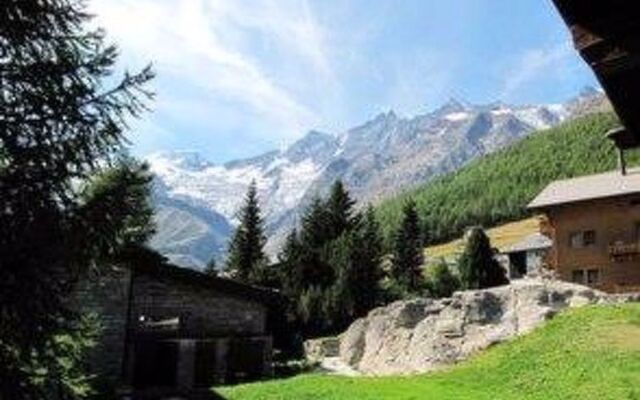 Chalet les Mayens