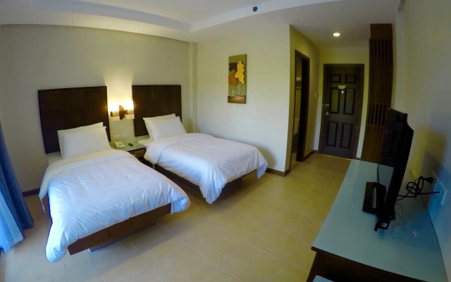 Mo2 Lagoon Coron