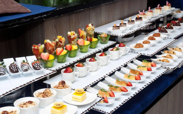 Mira Hotel Corniche