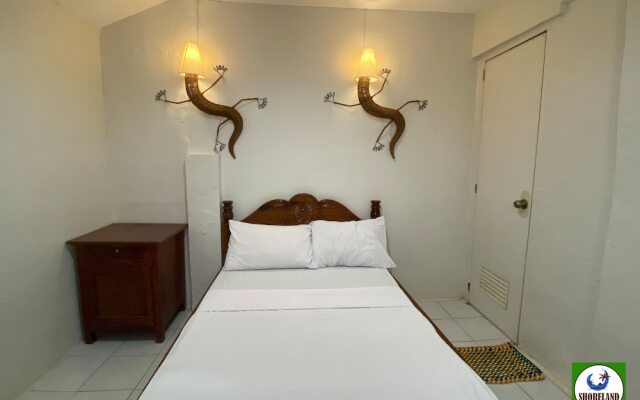 Shoreland Beach Resort by Cocotel