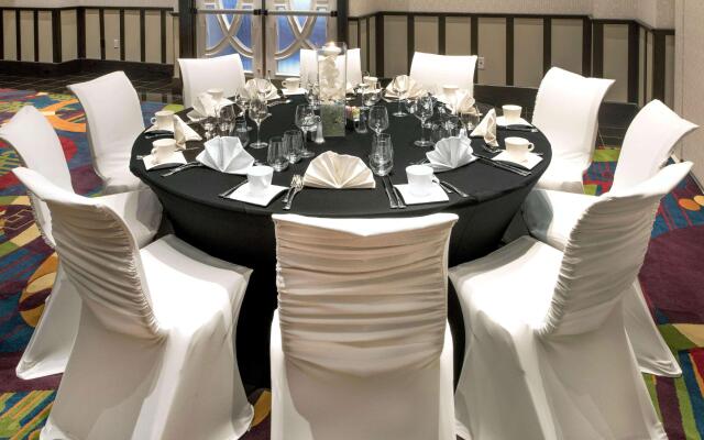 Hilton Garden Inn Raleigh /Crabtree Valley