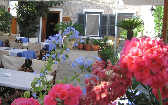 Hotel Mistral