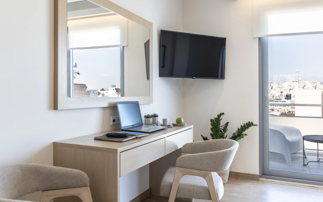 Gallery Suites & Residences, Piraeus