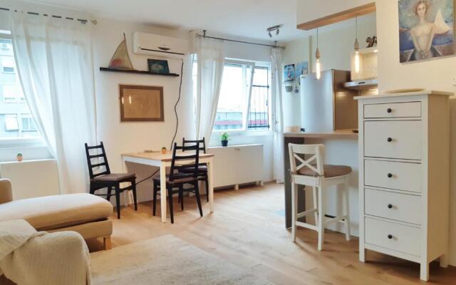Eagles Nest Apartment