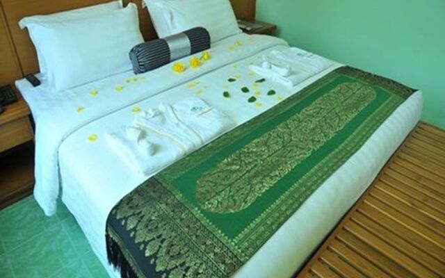 Royal Green Hotel