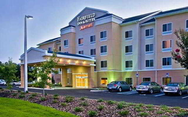 Fairfield Inn & Suites Lake City