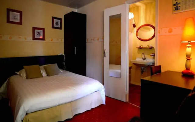 Hostellerie du Lion dOr