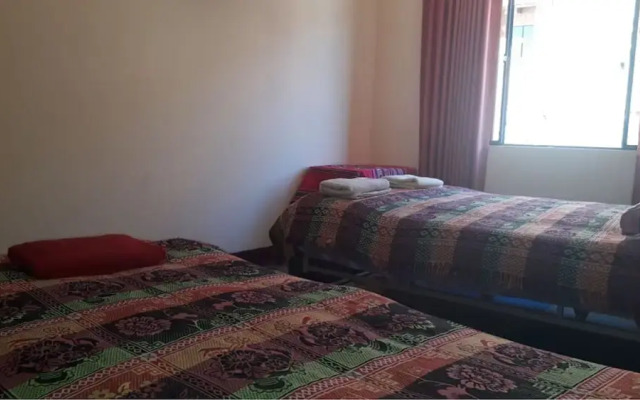 Yo-Lin Hostal