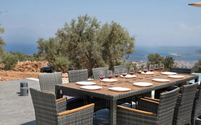 Villa Andria With 5 Bedrooms and 5 Bathrooms