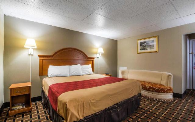 Econo Lodge New Paltz