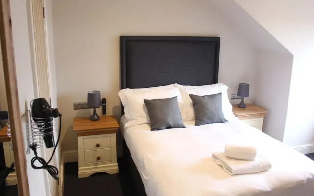 Hillview Serviced Apartments
