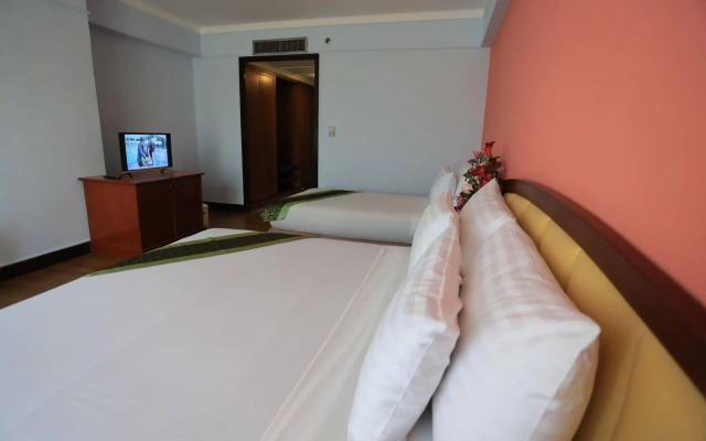 Karnmanee Palace Hotel