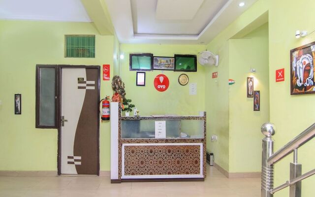 OYO 8243 Climat Inn